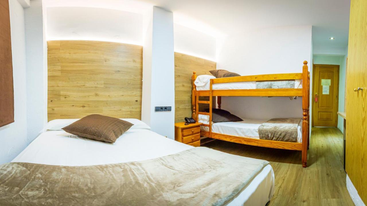 Hotel Les Neus Pas De La Casa Exteriör bild